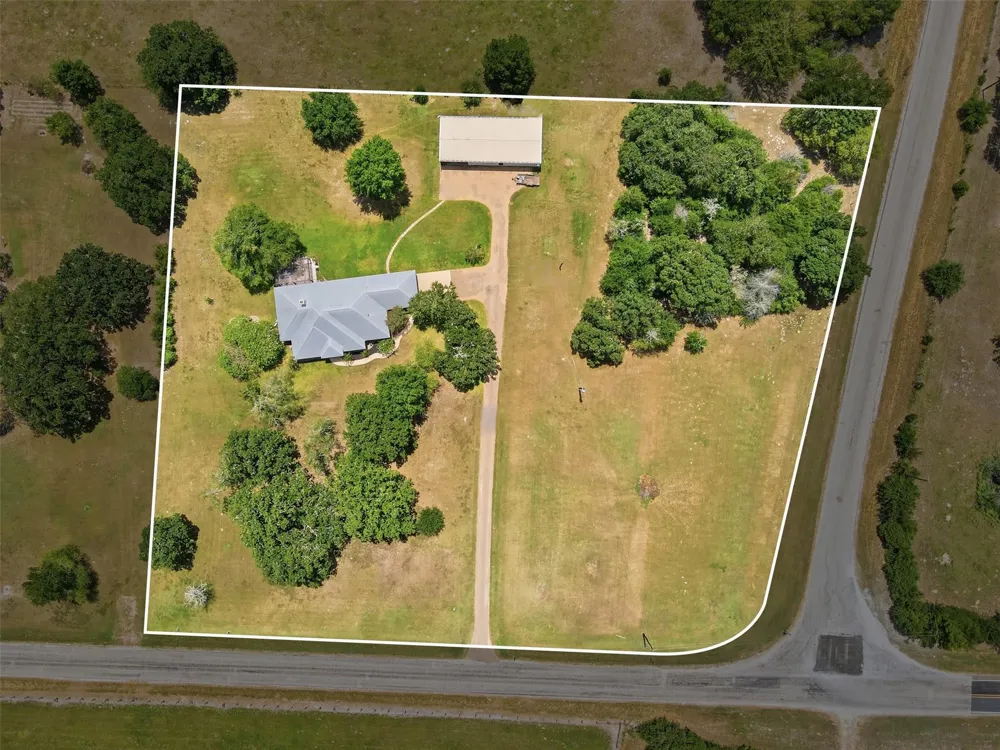 11430 Long Trussel Road Bryan, TX 77808
