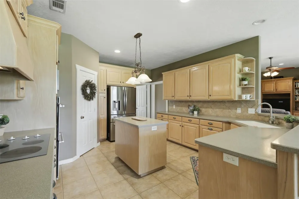 11430 Long Trussel Road Bryan, TX 77808