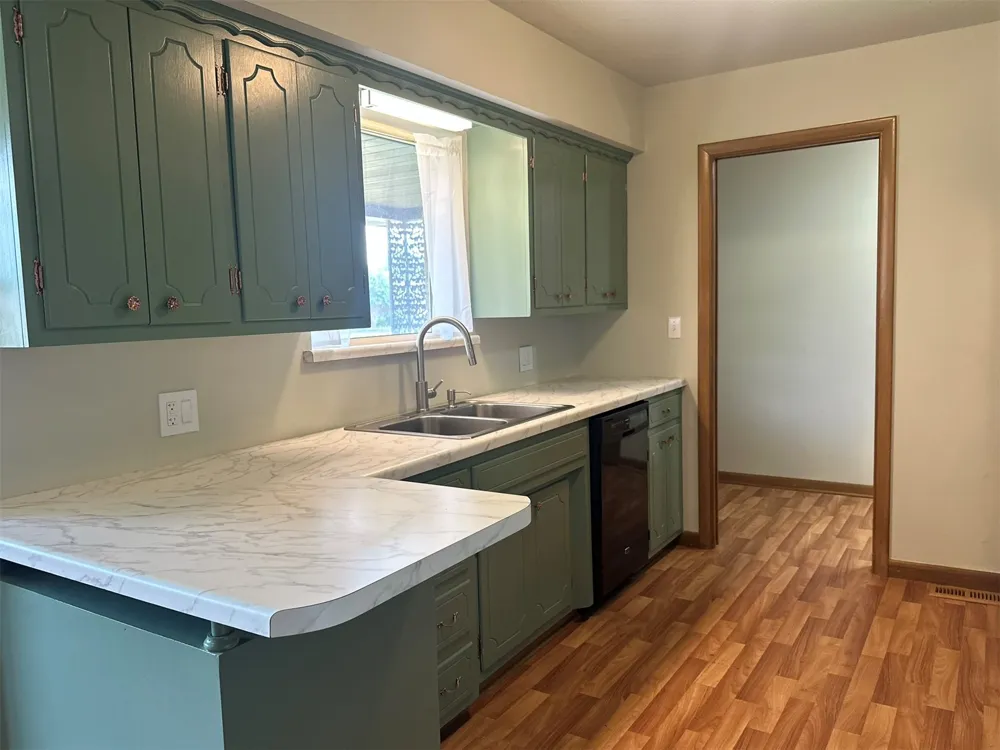 1908 Lakeview Drive Sulphur, OK 73086