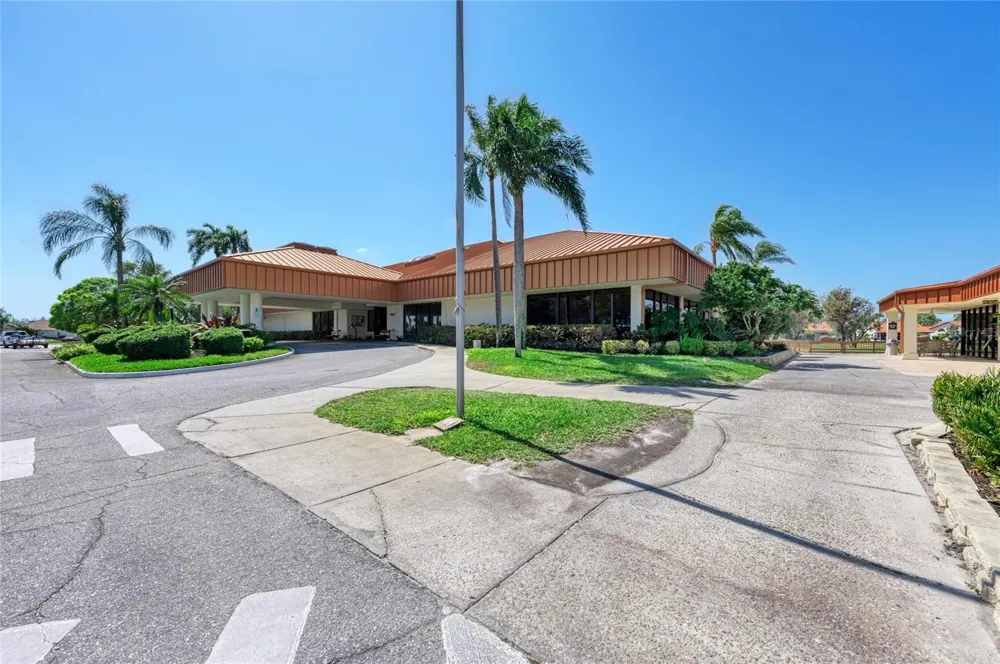 4907 KILTY COURT E Bradenton, FL 34203
