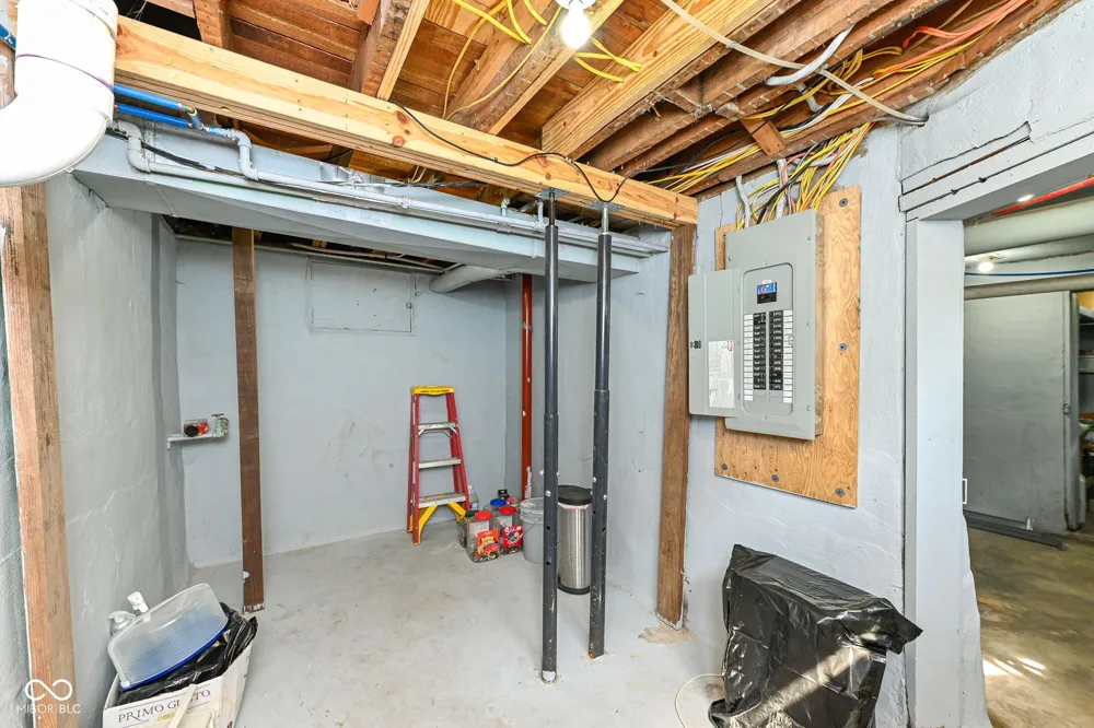 232 E State Street Pendleton, IN 46064