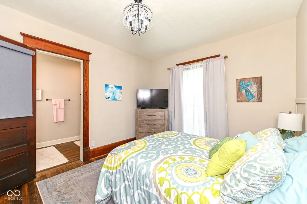 232 E State Street Pendleton, IN 46064