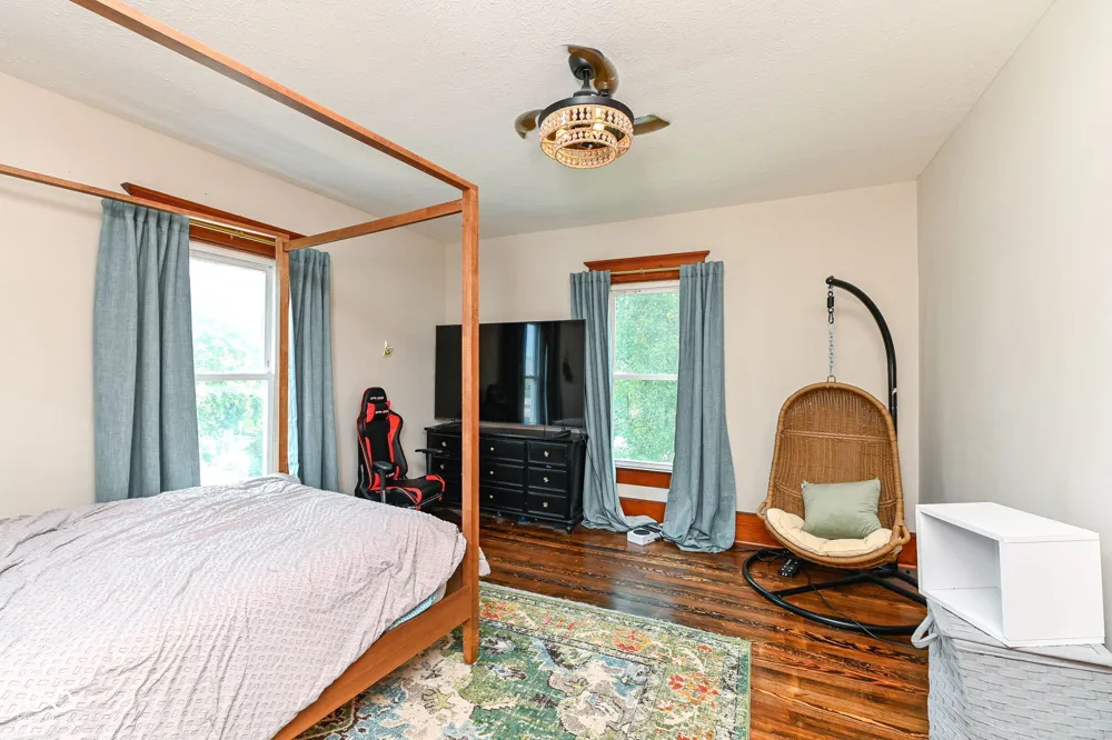 232 E State Street Pendleton, IN 46064