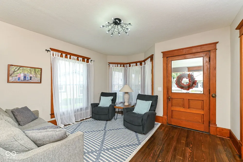 232 E State Street Pendleton, IN 46064