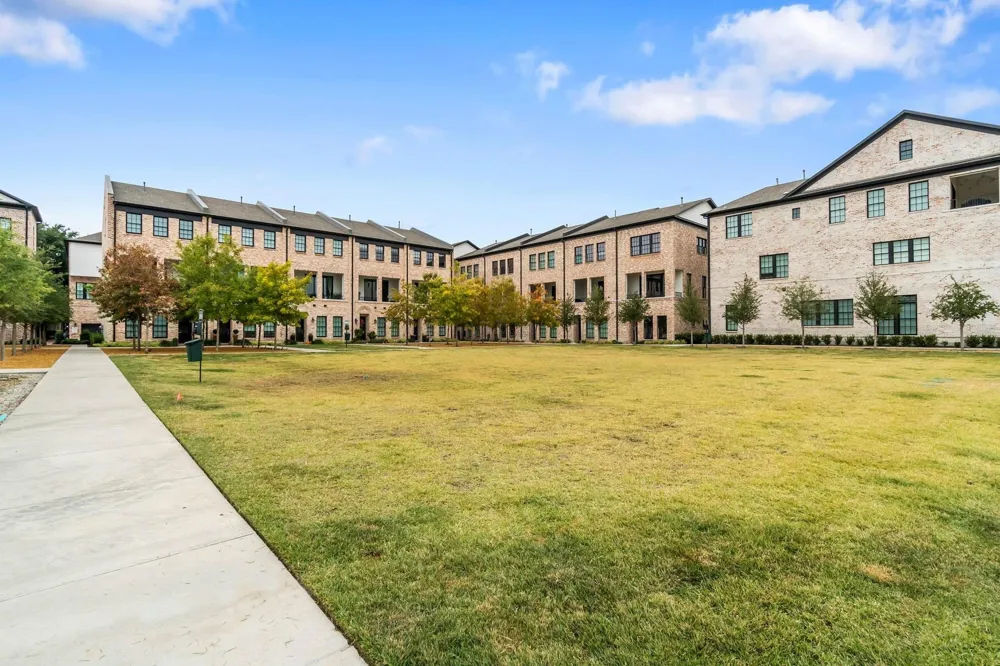 4116 Runyon Road Addison, TX 75001