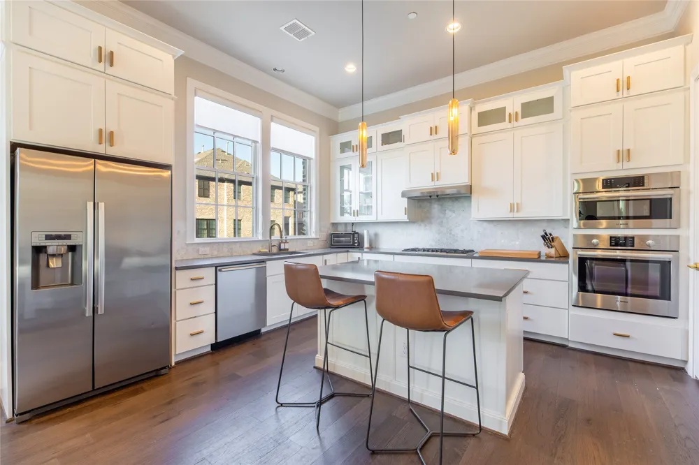 4116 Runyon Road Addison, TX 75001