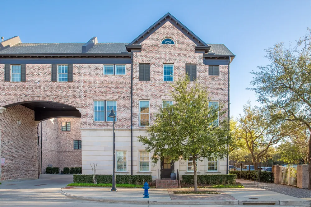 4116 Runyon Road Addison, TX 75001