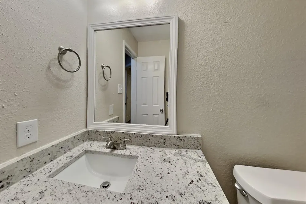 26871 Castlecliff Lane Kingwood, TX 77339