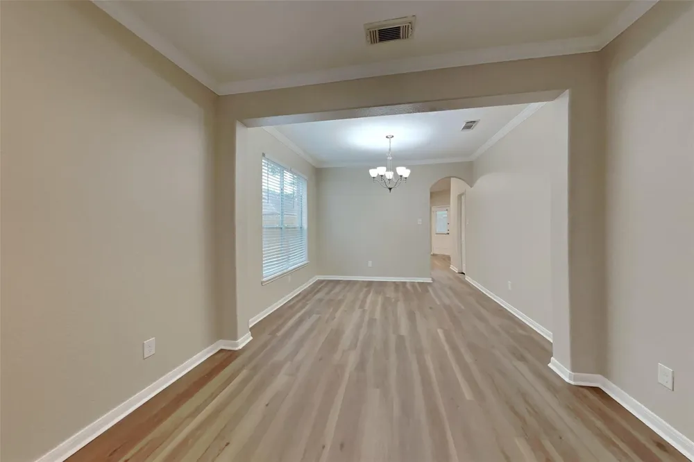 26871 Castlecliff Lane Kingwood, TX 77339