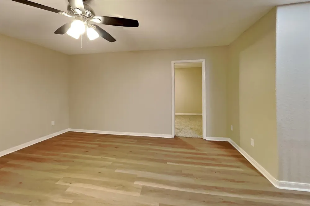 26871 Castlecliff Lane Kingwood, TX 77339