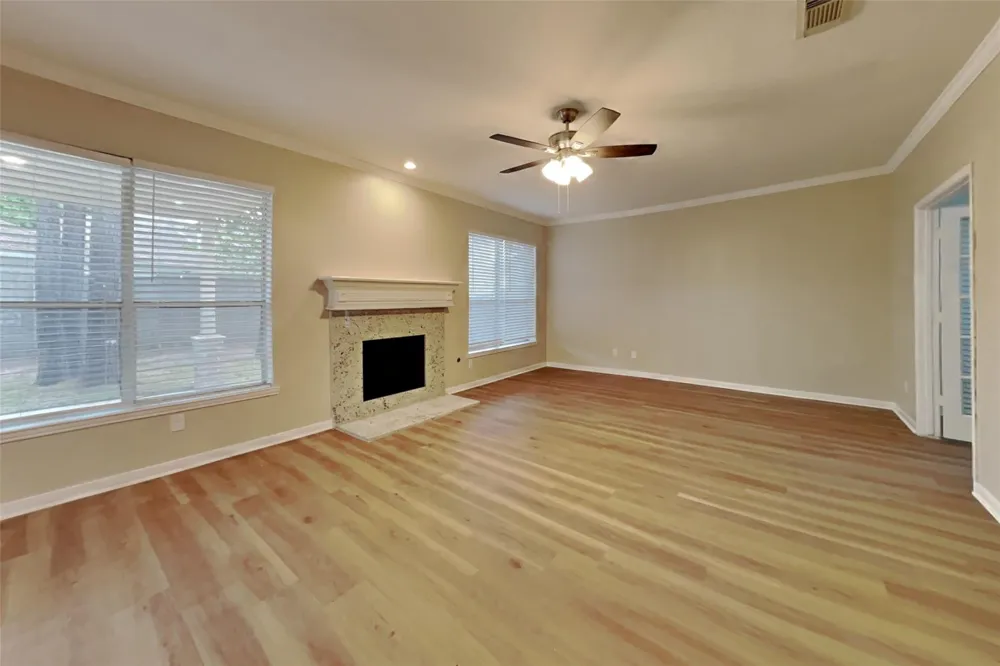 26871 Castlecliff Lane Kingwood, TX 77339