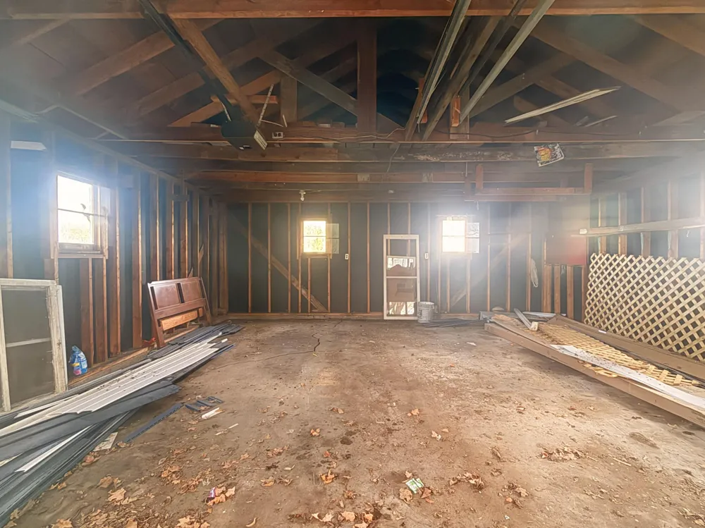 2249 E Montgomery Road Hillsdale, MI 49242
