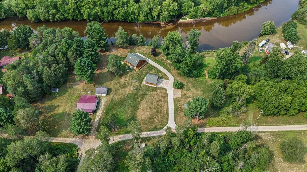 7998 Trout Haven Drive Evart, MI 49631