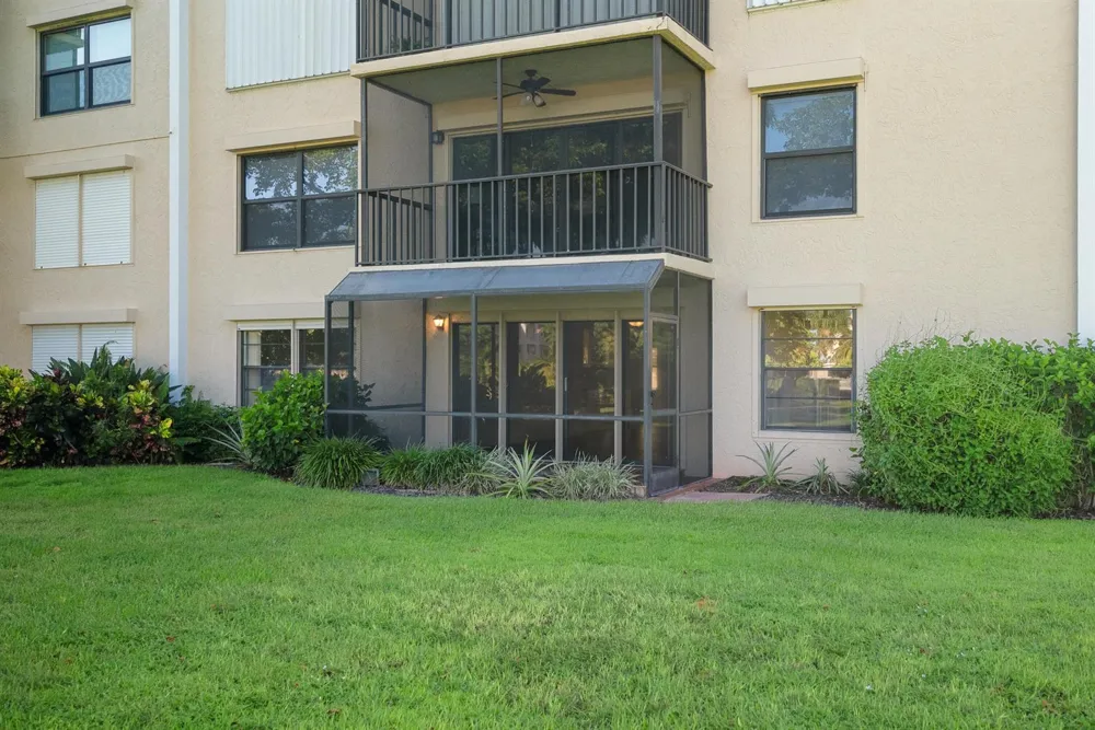 300 HIGHWAY A1A #101M Jupiter, FL 33477