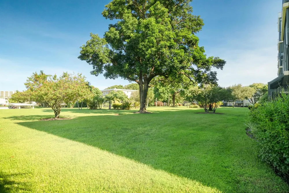 300 HIGHWAY A1A #101M Jupiter, FL 33477