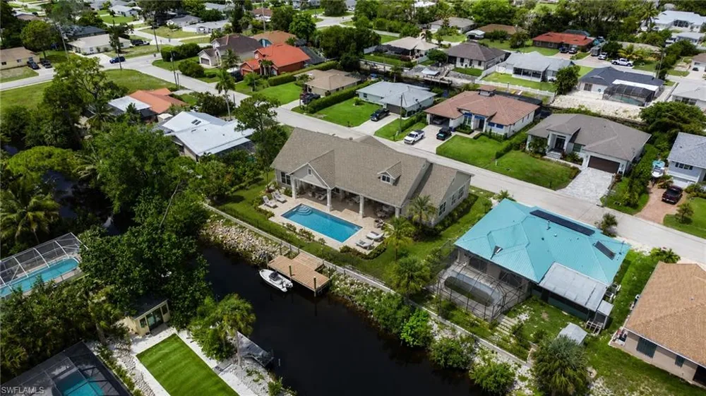 27298 Jolly Roger Lane Bonita Springs, FL 34135