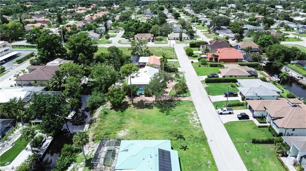 27298 Jolly Roger Lane Bonita Springs, FL 34135