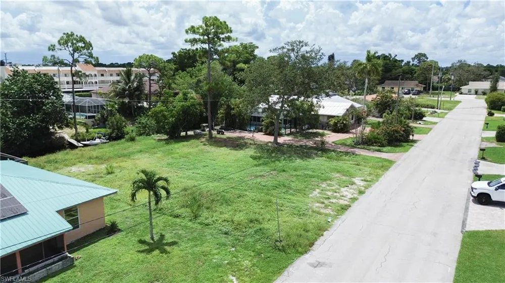 27298 Jolly Roger Lane Bonita Springs, FL 34135