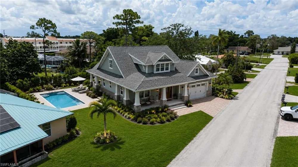 27298 Jolly Roger Lane Bonita Springs, FL 34135