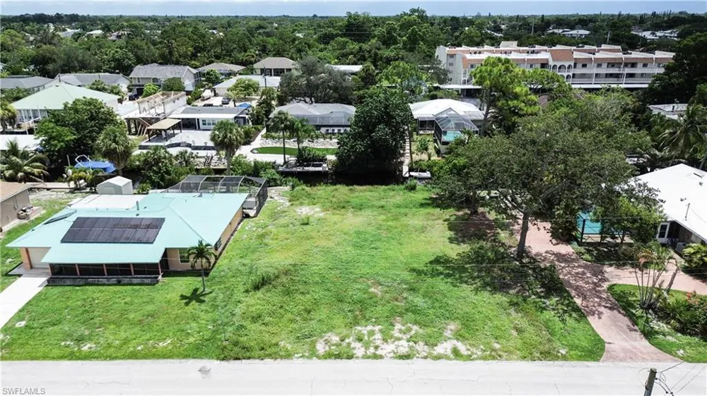 27298 Jolly Roger Lane Bonita Springs, FL 34135