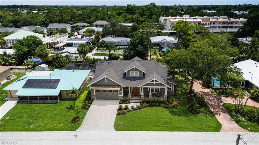27298 Jolly Roger Lane Bonita Springs, FL 34135