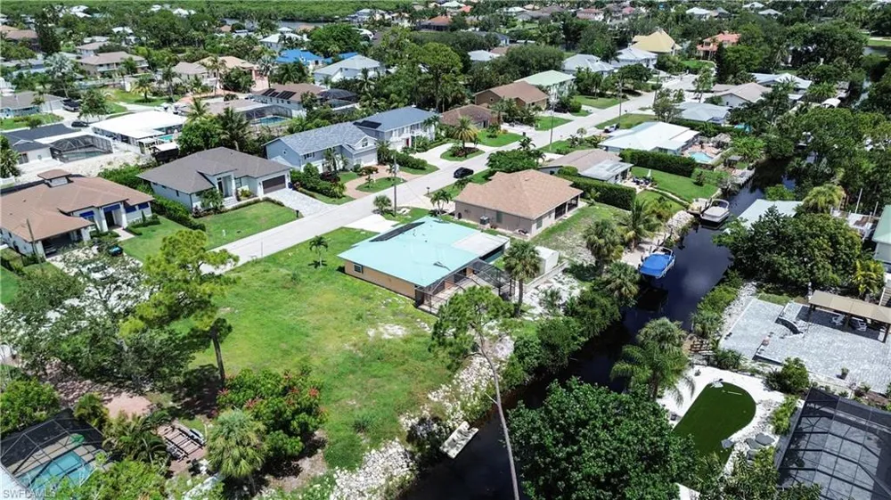 27298 Jolly Roger Lane Bonita Springs, FL 34135