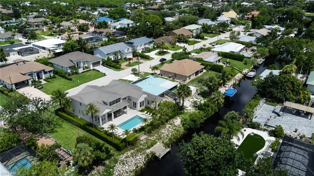 27298 Jolly Roger Lane Bonita Springs, FL 34135