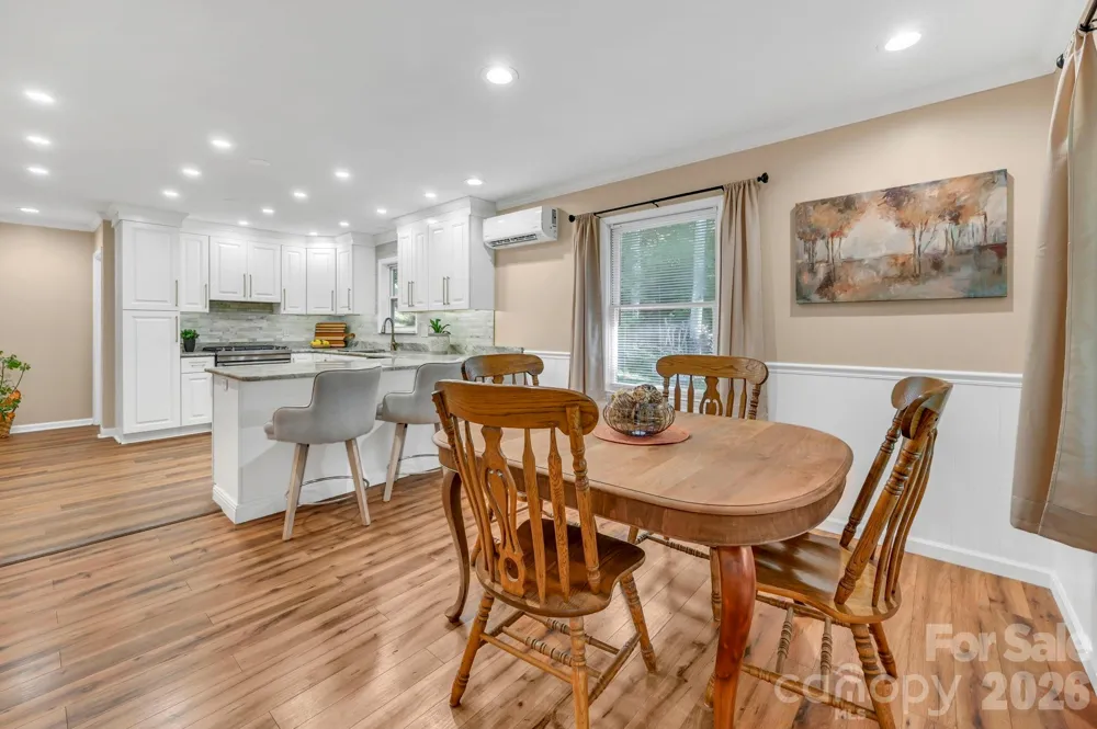 426 Meadowood Lane Burnsville, NC 28714