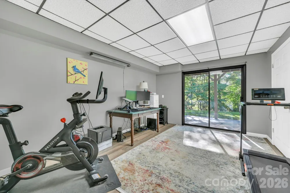426 Meadowood Lane Burnsville, NC 28714