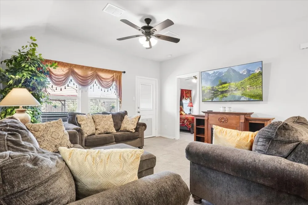 137 Running River Drive Boyd, TX 76023