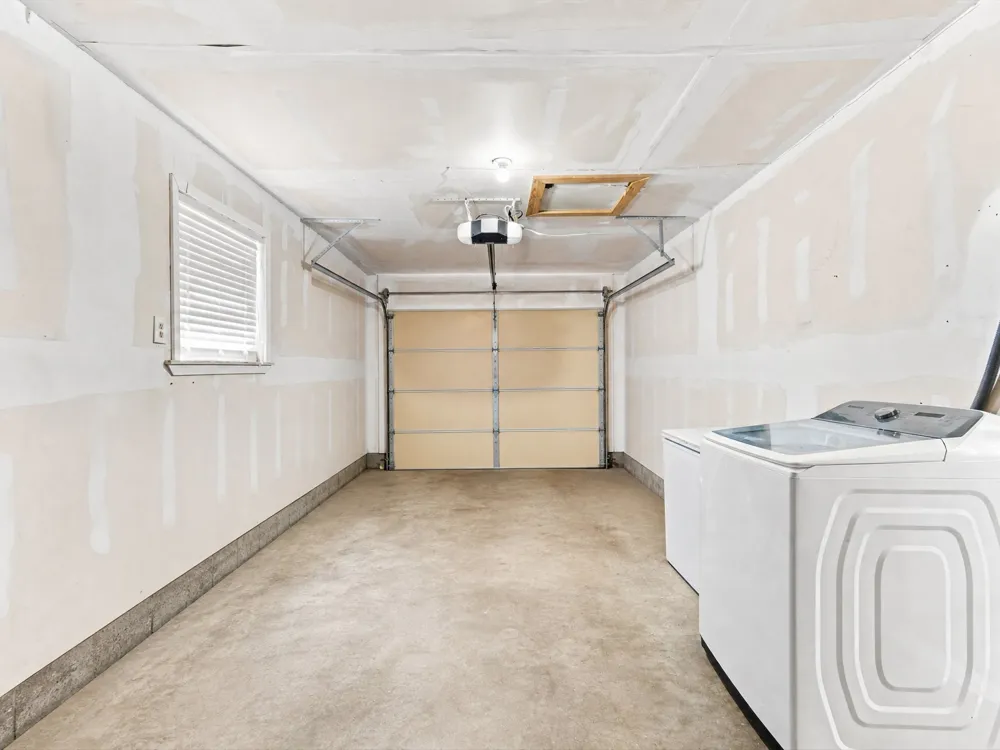 321 E Pine Street Jacksboro, TX 76458