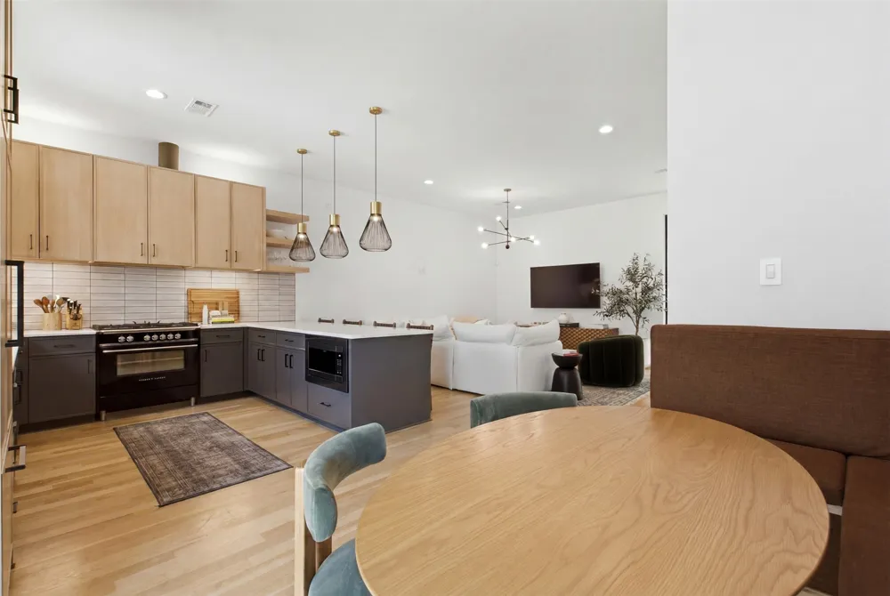 3541 Kalterra Dallas, TX 75219