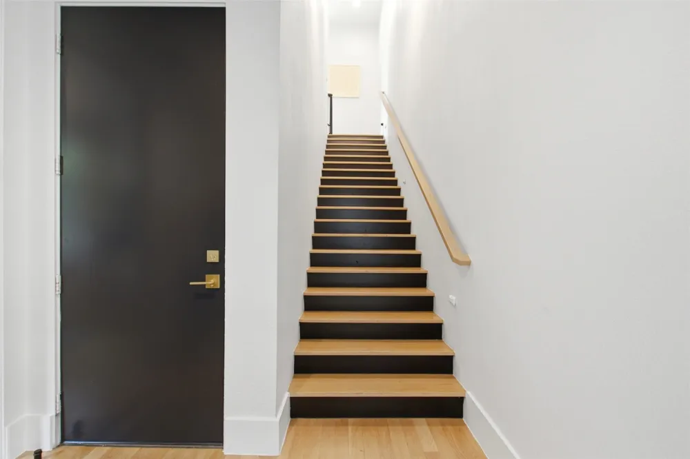 3541 Kalterra Dallas, TX 75219