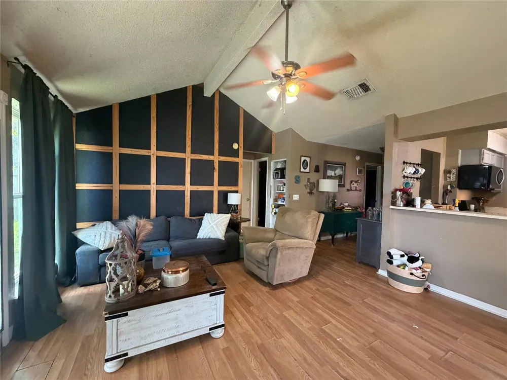 9810 Brookview Drive La Porte, TX 77571