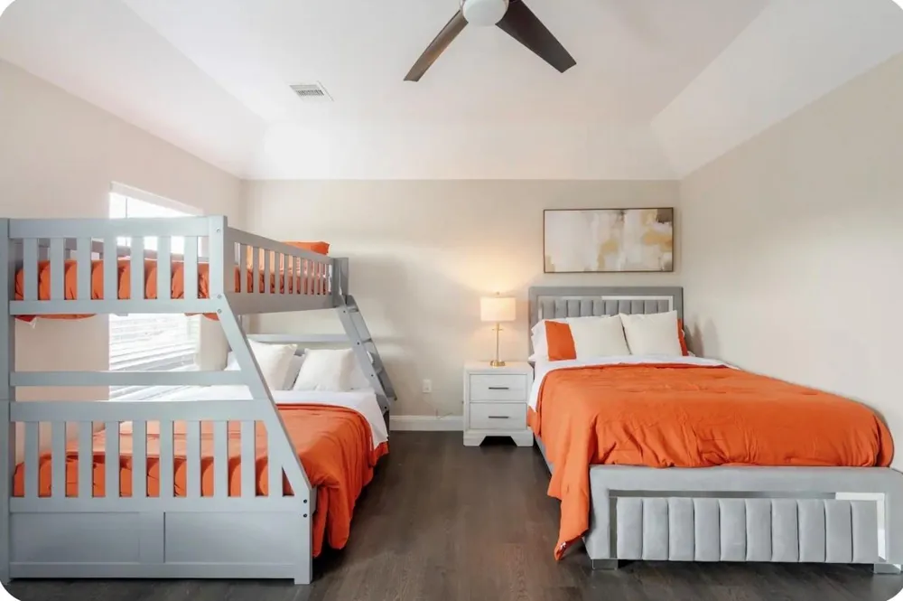 8034 Fountain Street Houston, TX 77051