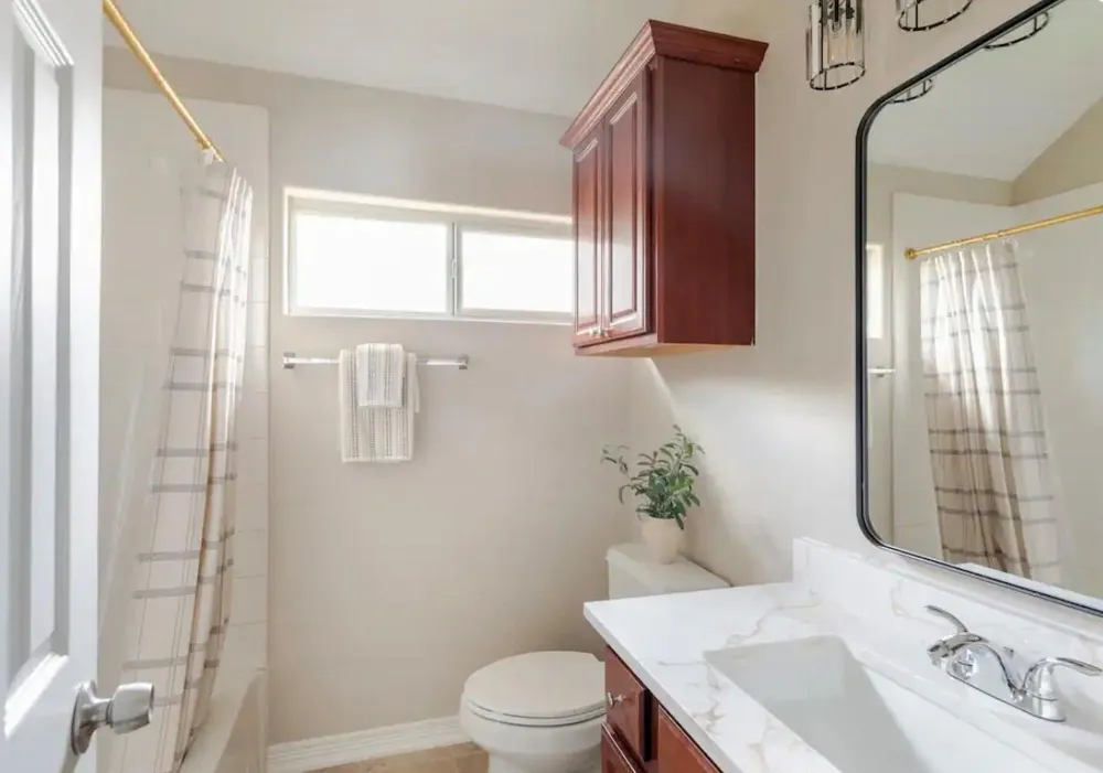 8034 Fountain Street Houston, TX 77051