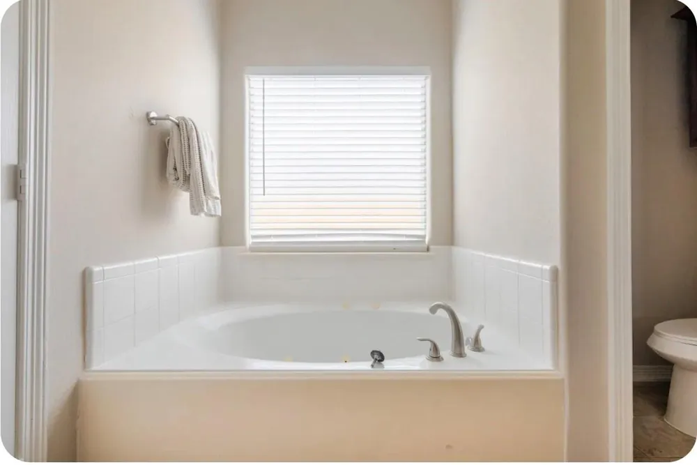 8034 Fountain Street Houston, TX 77051
