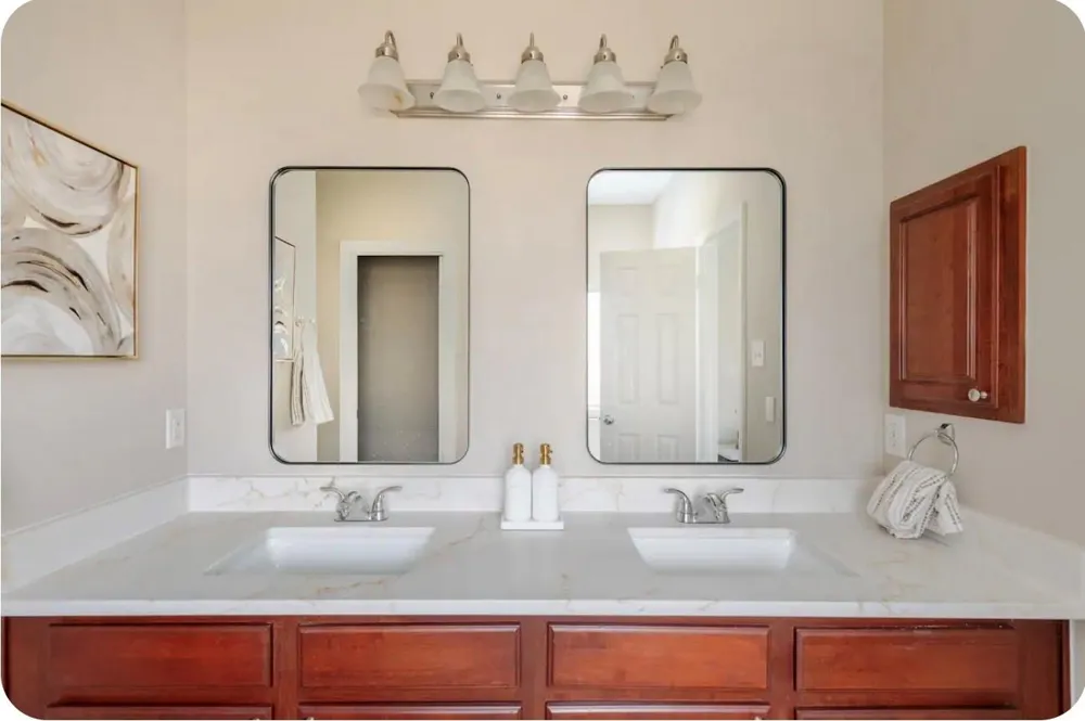 8034 Fountain Street Houston, TX 77051