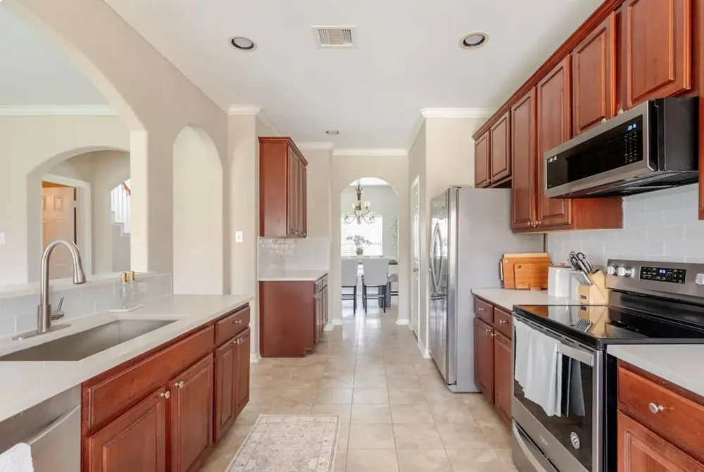 8034 Fountain Street Houston, TX 77051