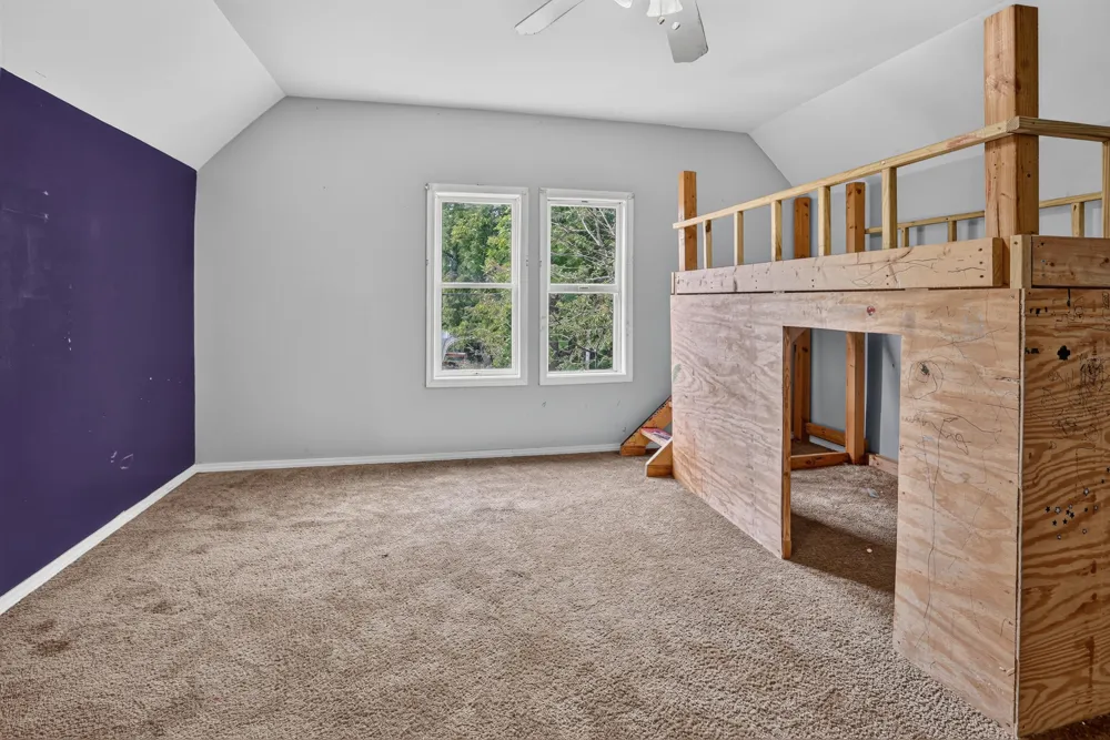 209 Underwood Avenue Leroy, MI 49655