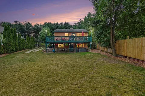 8215 S Island View Drive