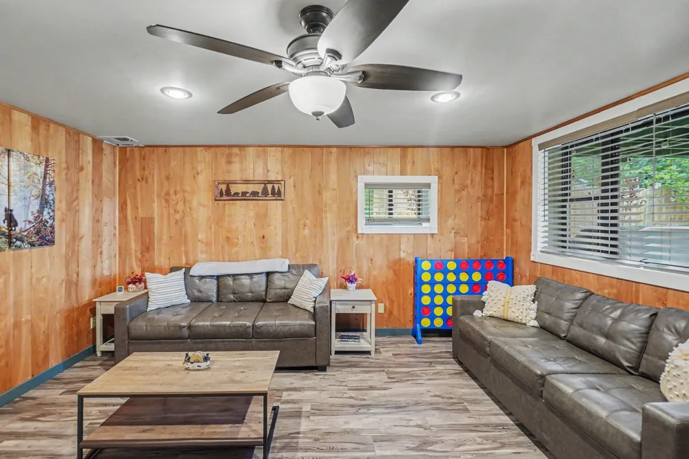 8215 S Island View Drive Newaygo, MI 49337