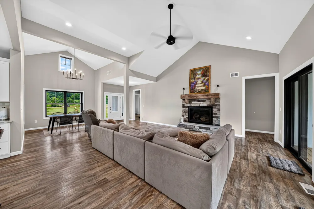 14275 Deer Path Buchanan, MI 49107