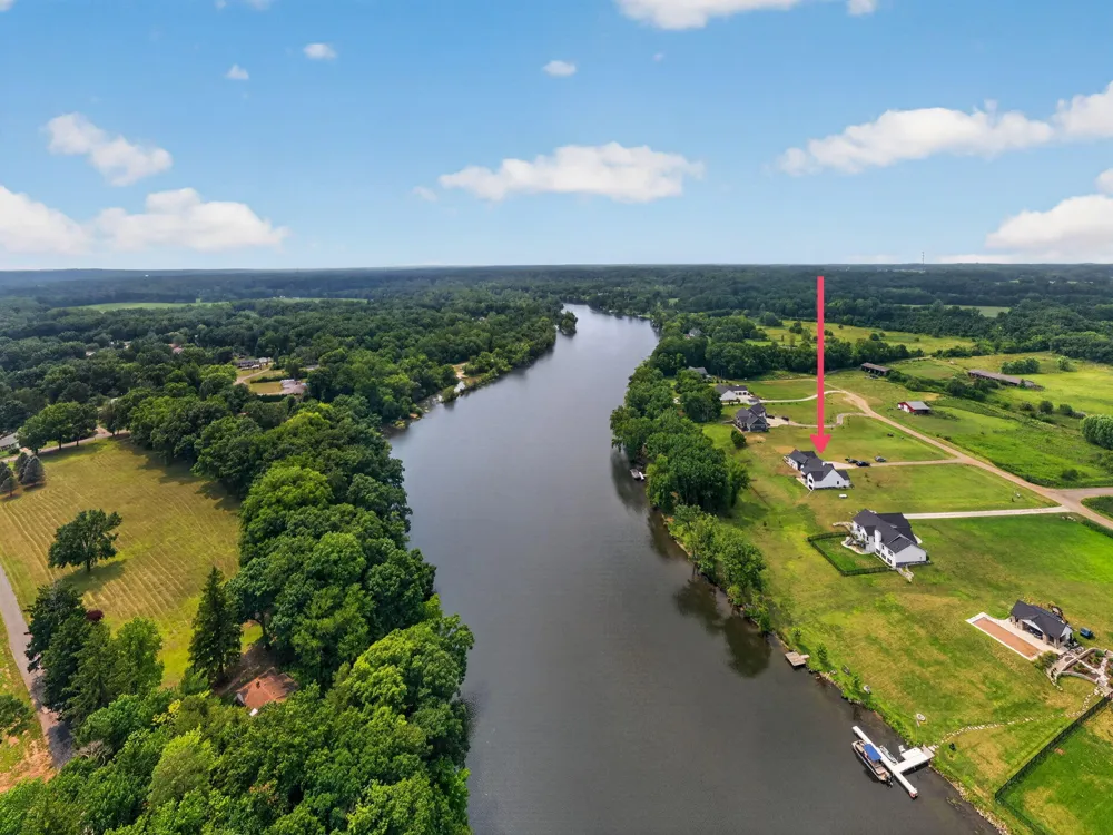 14275 Deer Path Buchanan, MI 49107