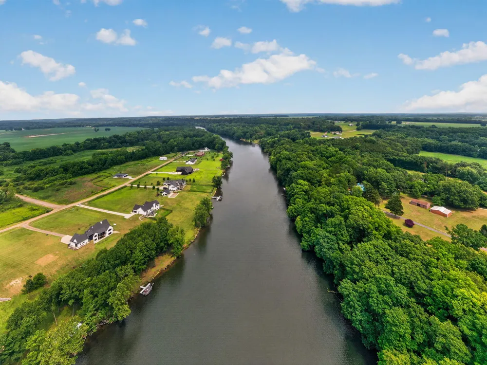 14275 Deer Path Buchanan, MI 49107