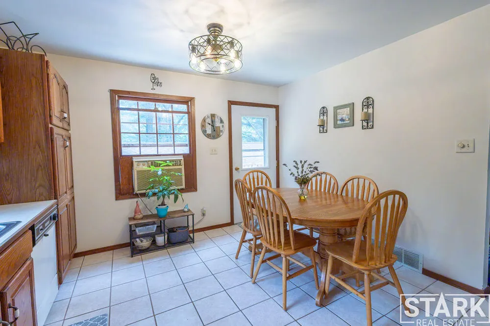 6387 Staple Road Twin Lake, MI 49457