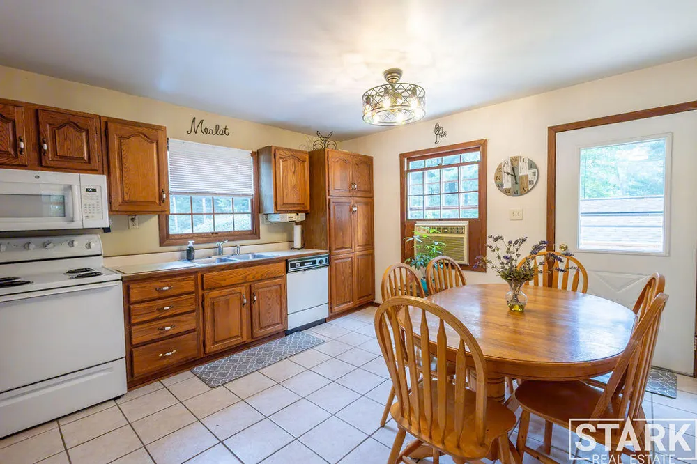 6387 Staple Road Twin Lake, MI 49457