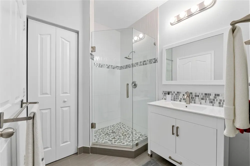 240 NE 2ND STREET #6-F Delray Beach, FL 33444