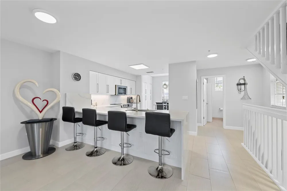 240 NE 2ND STREET #6-F Delray Beach, FL 33444
