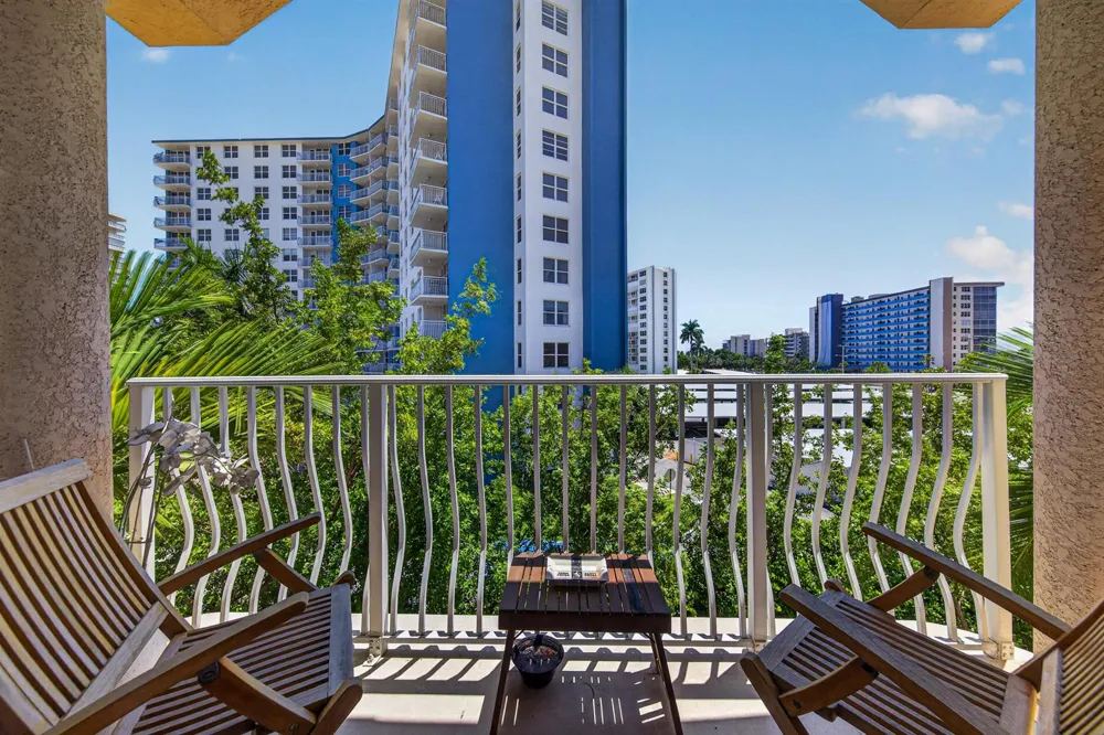 3224 NE 4th Street Pompano Beach, FL 33062